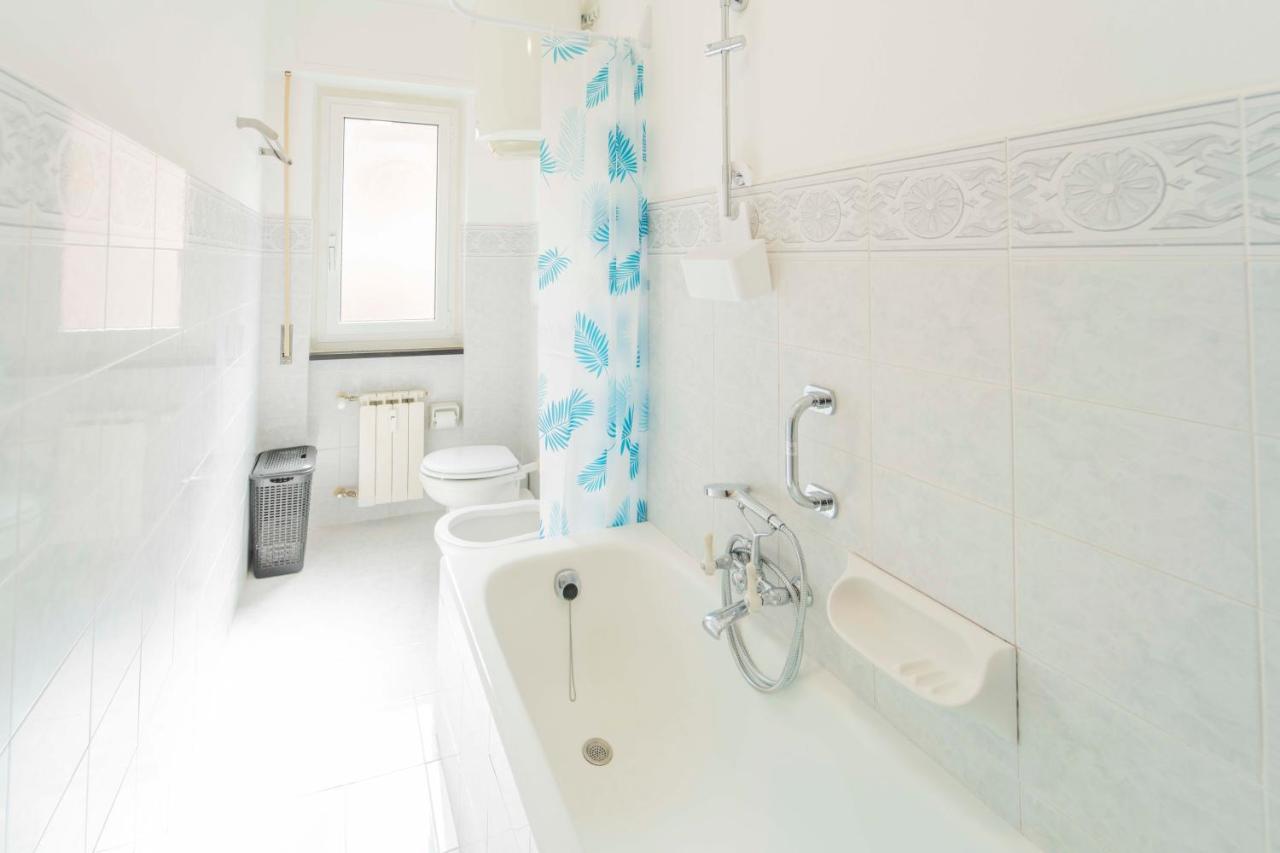 193 - Casa Via Della Chiusa - Centralissimo E Vicino Alla Baia Del Silenzio, Spiaggia E Mare 150M - Parcheggio Gratis Incluso E Aria Condizionata Сестри Леванте Екстериор снимка