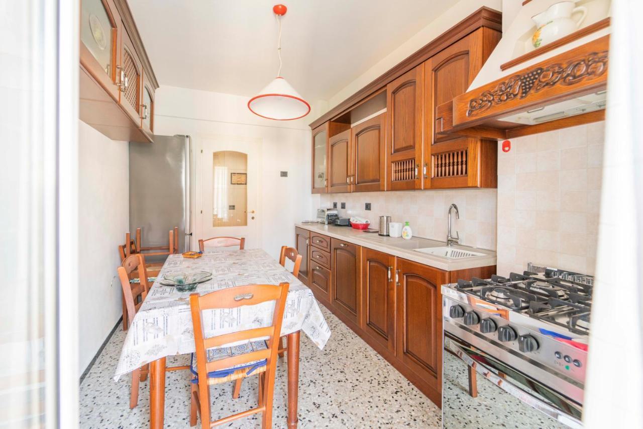193 - Casa Via Della Chiusa - Centralissimo E Vicino Alla Baia Del Silenzio, Spiaggia E Mare 150M - Parcheggio Gratis Incluso E Aria Condizionata Сестри Леванте Екстериор снимка